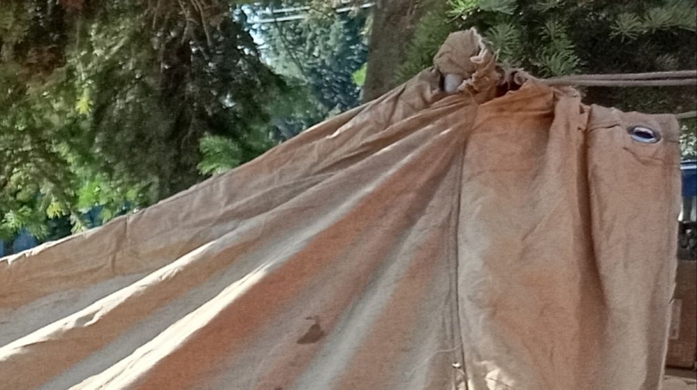 Палатка СССР туристическая.