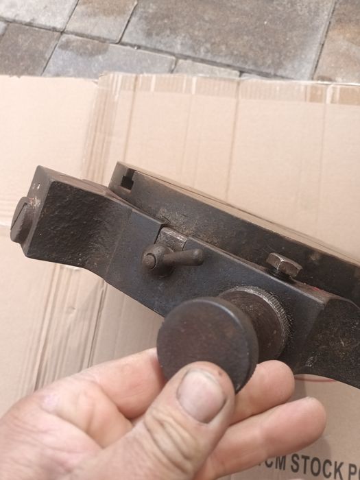 Platou rotativ freza/ Mașină de găurit