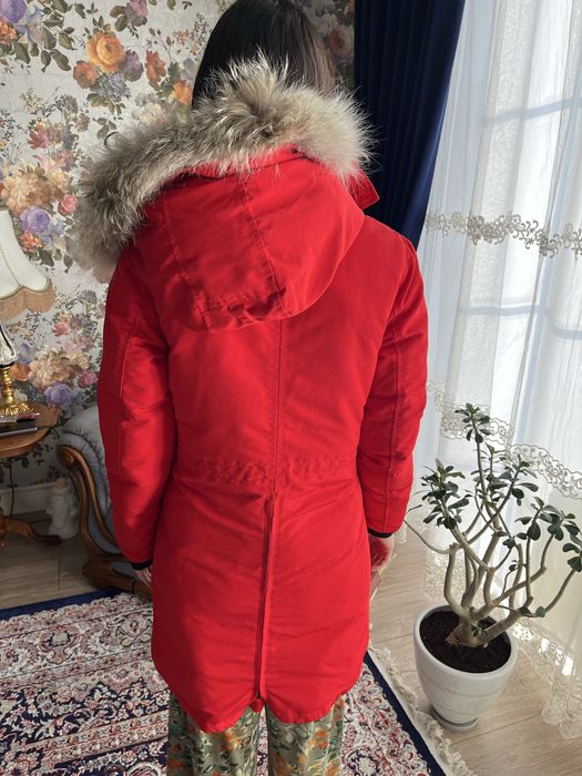 Продаётся оригинальная парка Canada Goose