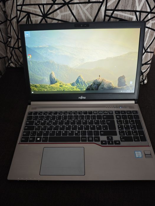 Laptop fujitsu lifebook i5