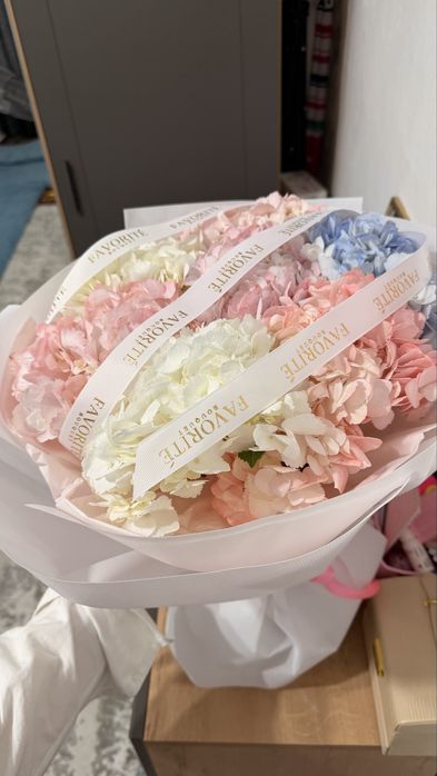 гортензии свежие.