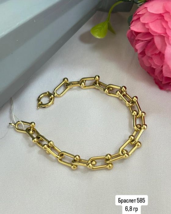 6,8грамм браслет 585сатылады 19-20размер