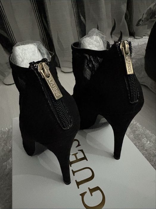 Guess женски боти