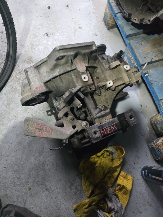 Cutie de viteze MZM manuala 5 trepte 1.6 cay tdi Start Stop seat Volks