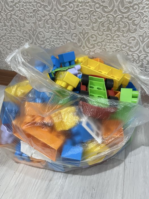 Продам детские игрушки в отличном состоянии