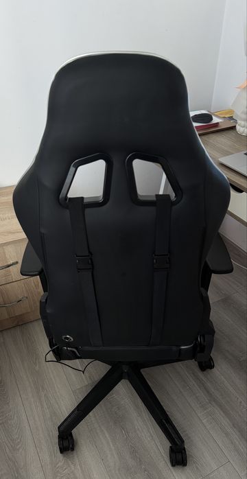 Kring - scaun gaming