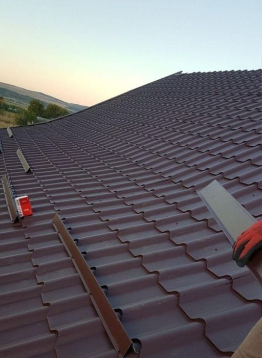 Reparatii Acoperișuri, Terase , Montaj Țiglă Metalică, Vopsire