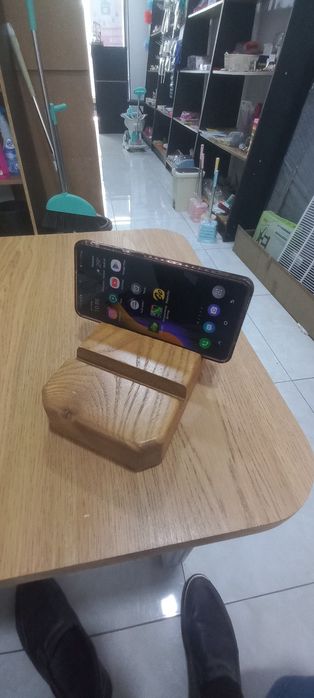 Telefon uchun padstafkalar
