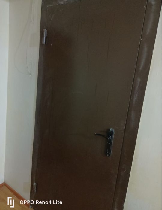 Входная дверь по дерево