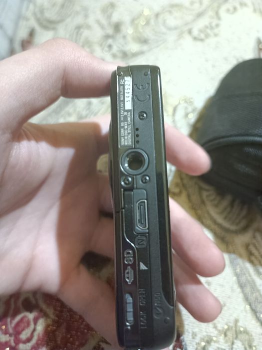 Телефон Xiaomi 11t и Sony Cyber shot