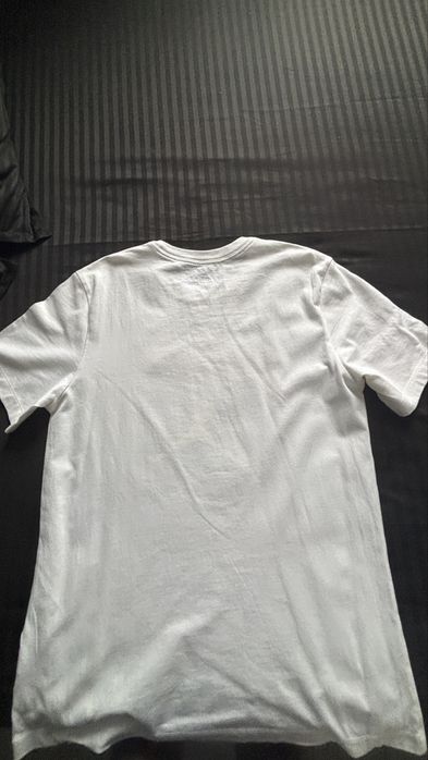 Vand un haul de haine noi pe care nu le am purtat niciodata