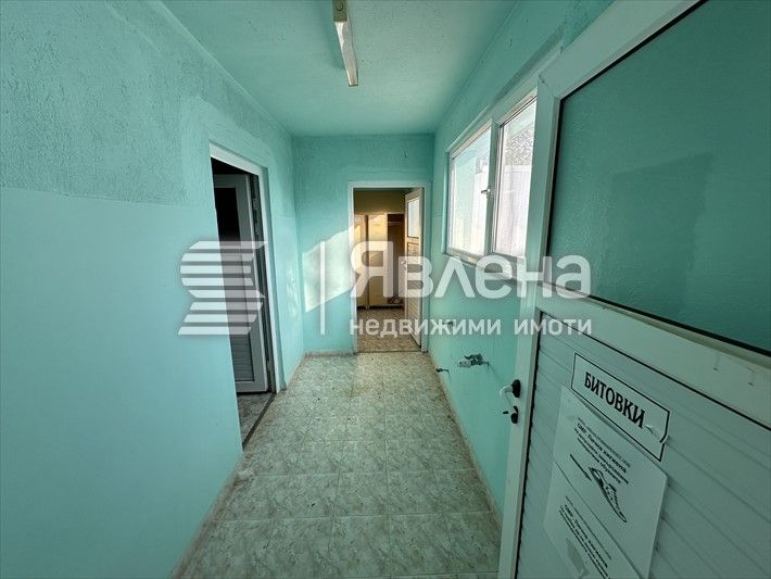Продава се Склад в Добрич, Рилци - 1976 кв.м за 302 €/кв.м - Снимка #8
