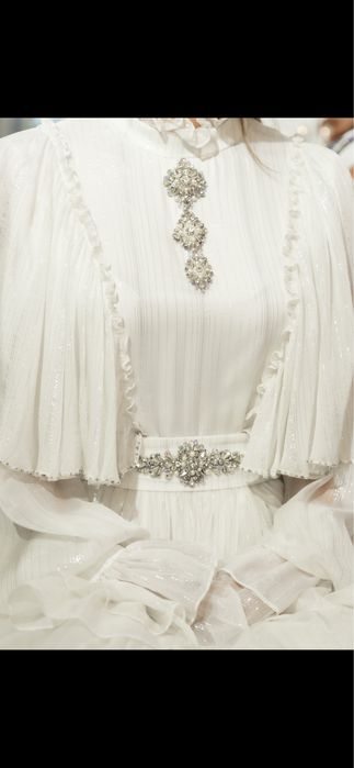 Продам платье кажекей  от нуршах