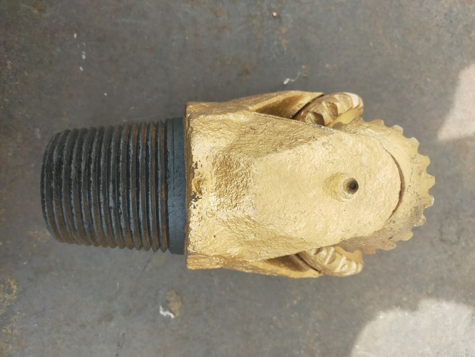 Продам буровое долото