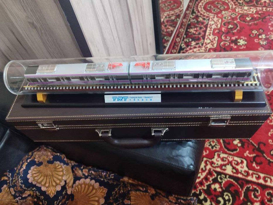 Продаю классный макет вагона метро