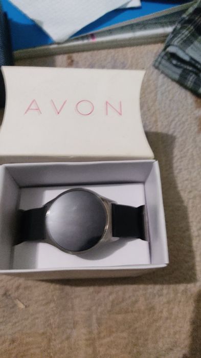 СКИДКА. Продам новые часы Q&Q, Avon