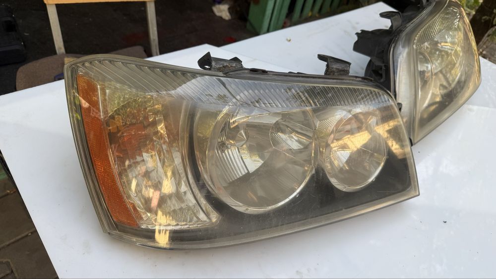 Фары Toyota highlander Американец