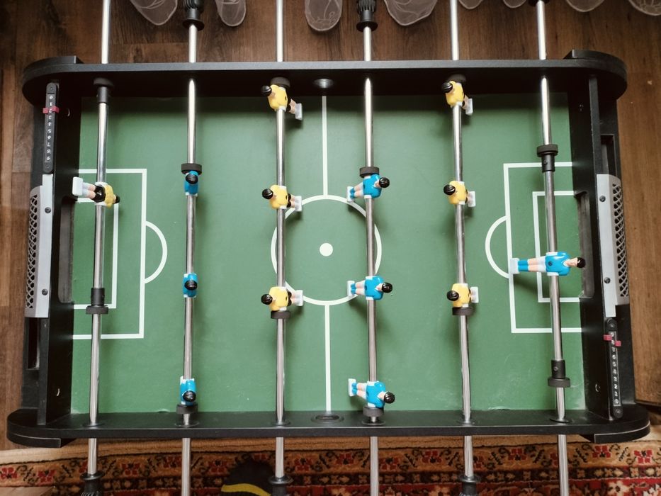 Футбольный стол .