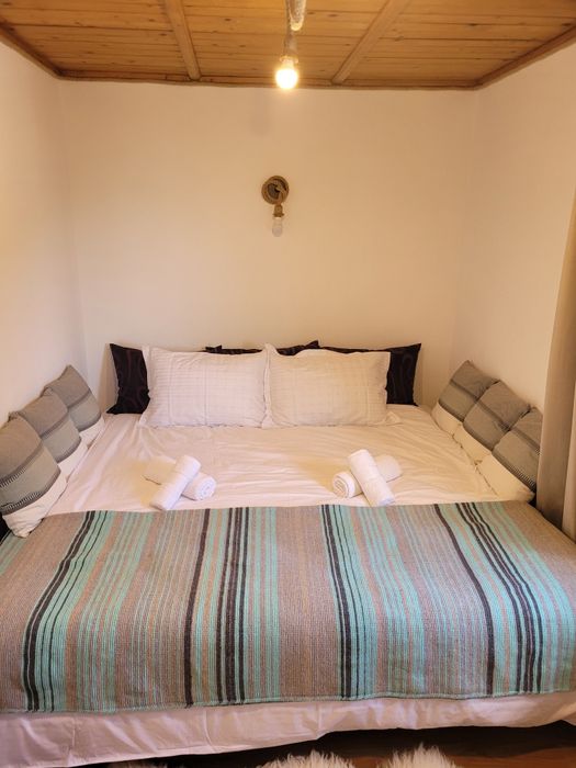 Cabana "Bârlogul ursilor" /TOPLITA 900 lei pe noapte