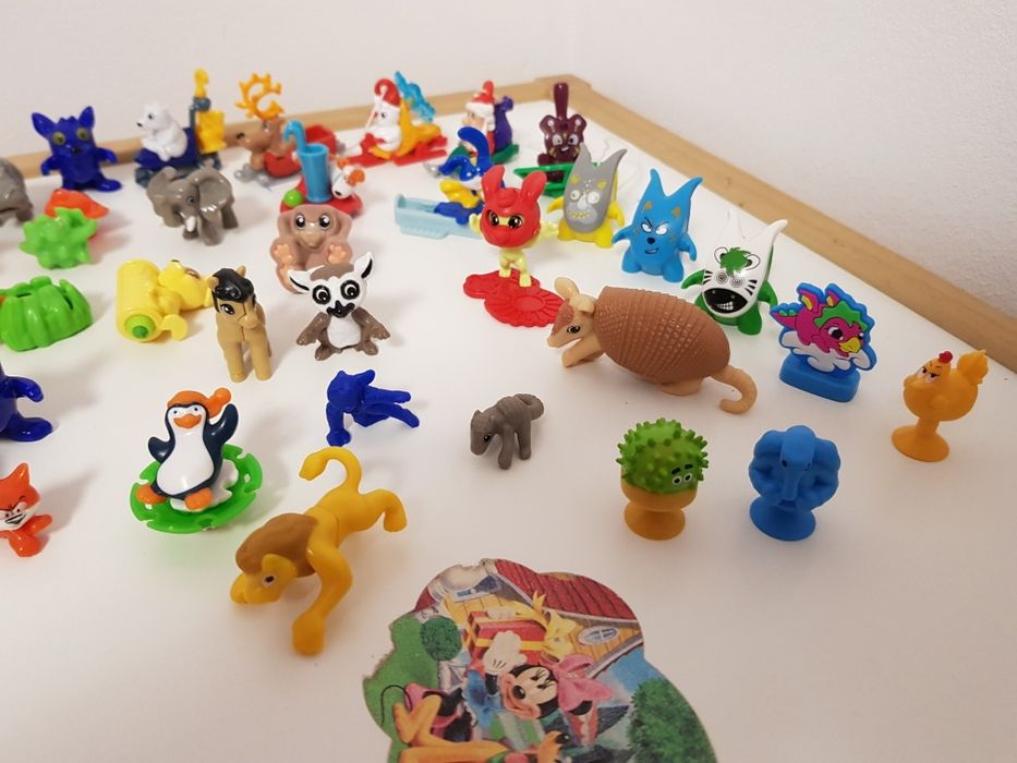 Jucarii ou kinder( si oua plastic)