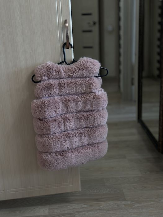 Продам детские куртки