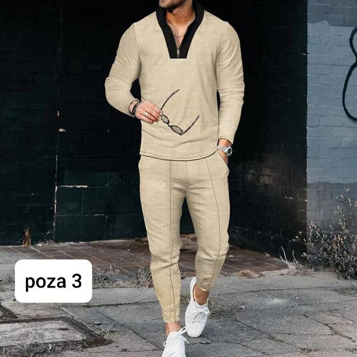 Compleu superb bărbati.