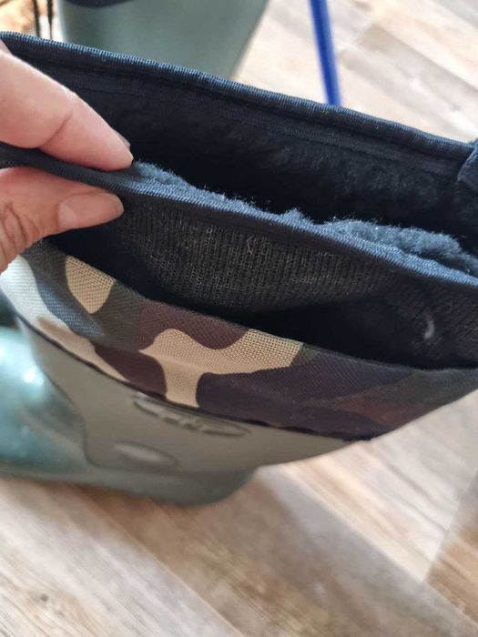 Продаются сапоги мужские