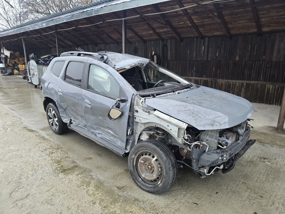 Dezmembrez/piese Dacia Duster 2023 1.5 dci  13.000 km