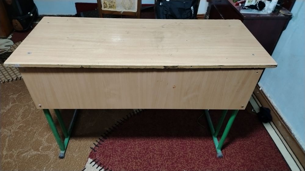 Стуллар ва парта сотилади