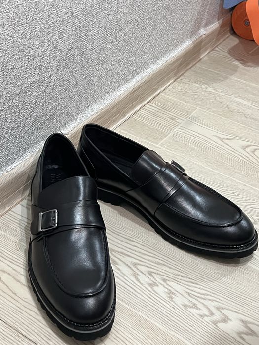 Кожаные лоферы черные