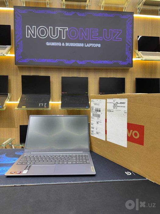Noutbuk Lenovo IdeaPad Slim 3 AMD Ryzen 3 30 8/256GB 15.6" FullHD