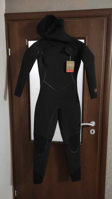 Дамски водолазен костюм Patagonia