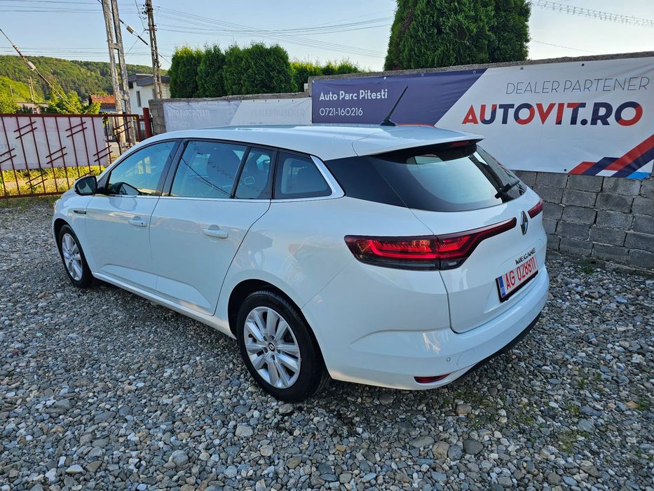 Renault Megane GARANTIE 1-3 ANI TVA INCLUS deductibil clima navigatie RATE / LEASING