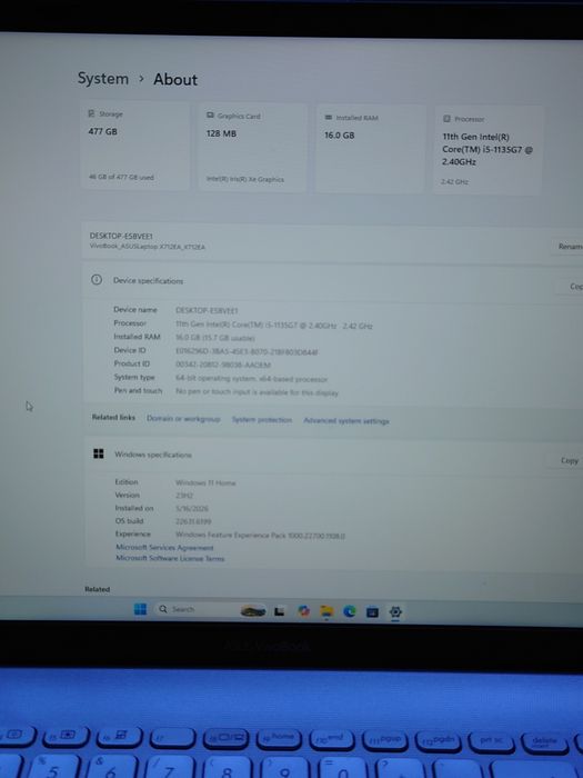 Asus Vivibook 17,3 inch• i5-11 TH gen• 512gb• 16gb ram se• Asus  X712E. Model 2022-2023