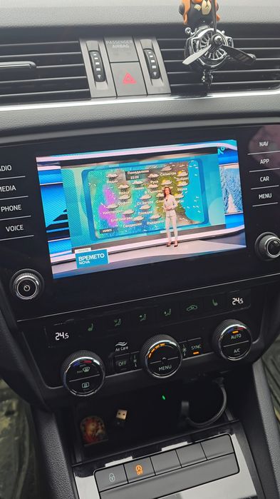 Ottocast play2video express CarPlay Android Auto