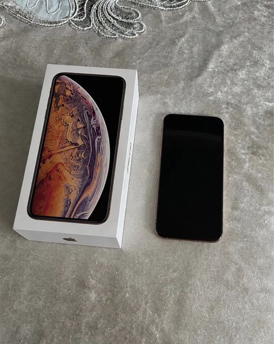 Продам iPhone XS Айфон ХС
