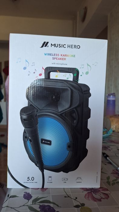 MUSIC HERO – Boxă karaoke wireless cu microfon | ca nouăMUSIC HERO – Boxă karaoke wireless cu microfon | ca nouă