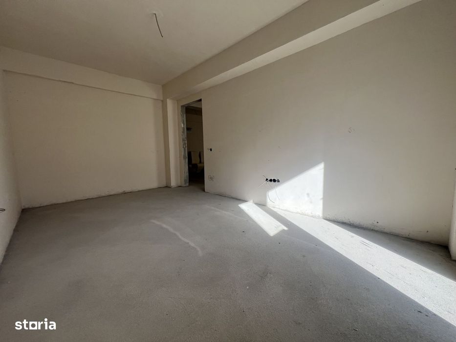Apartament semifinisat de 3 camere, 63 mp, parcare subterana, Terra