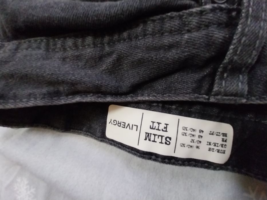 Чисто нови дънки два ежедневни панталона