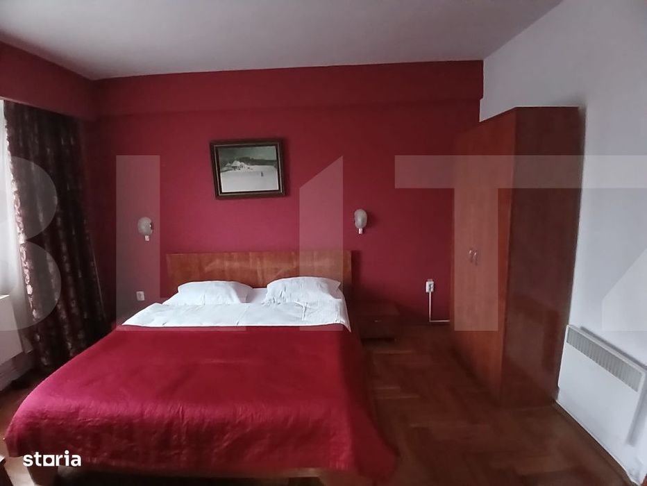 Pensiune 14 camere cu bai proprii si intrari separate, 500 mp, zona Me
