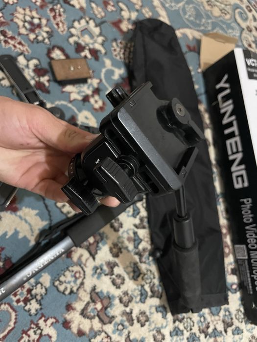 Монопод Yunteng VCT-288