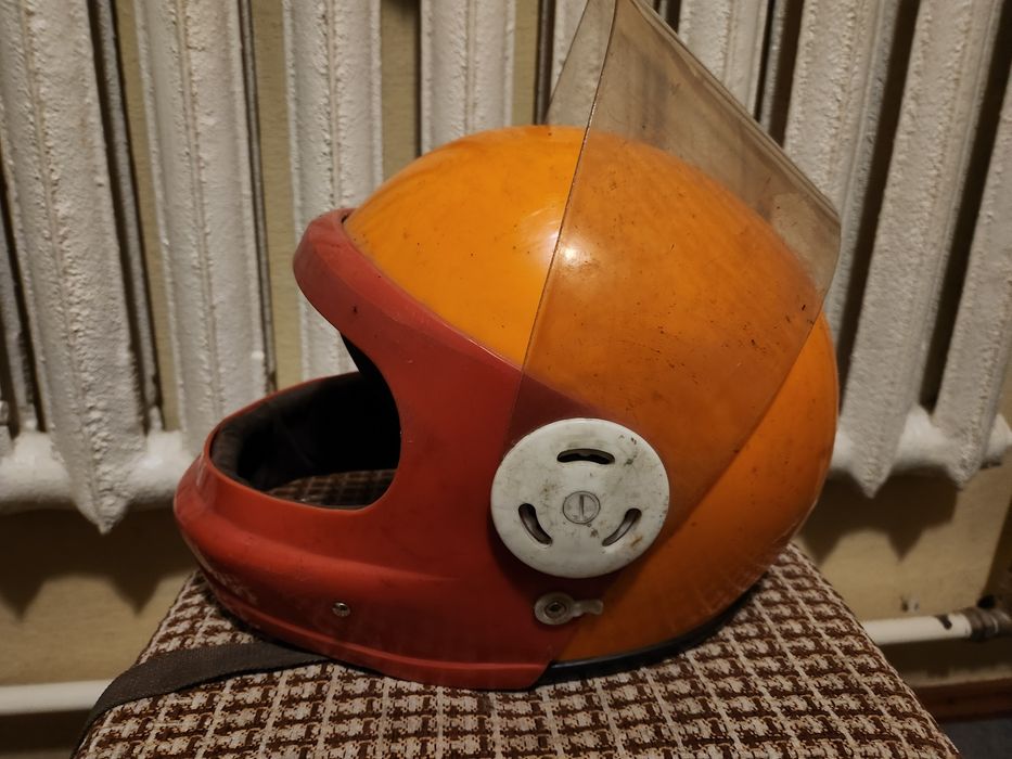 Мотошлем сальво (гермошлем)