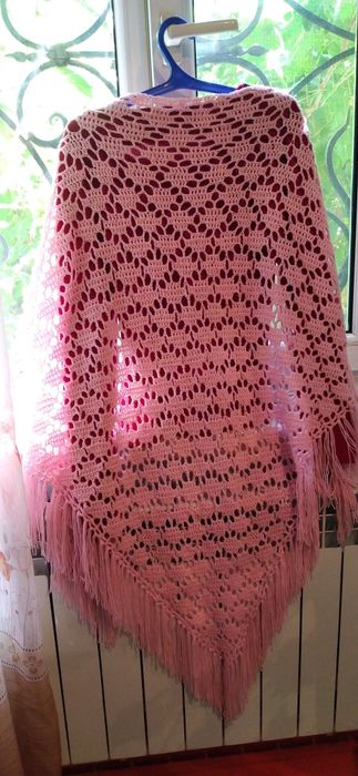 Шаль вязанная из турецкой качественной пряжи,продам