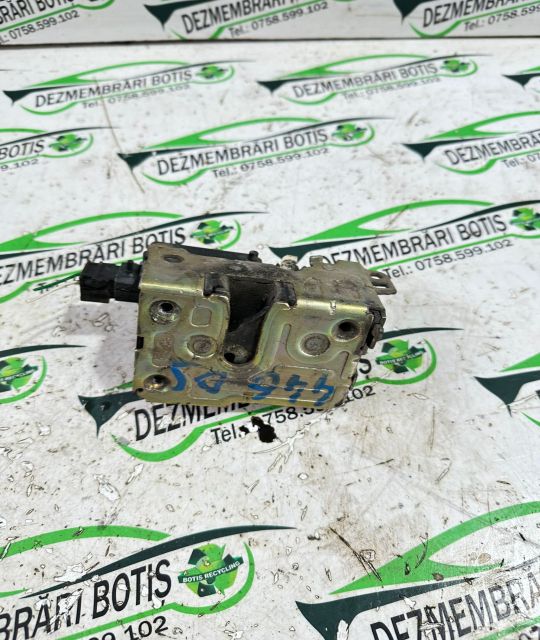 Broasca usa spate dreapta Dacia Logan prima generatie