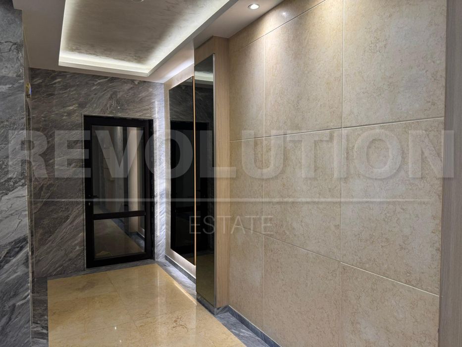 Тристаен апартамент в сграда с АКТ 16 в ж.к. Лозенец