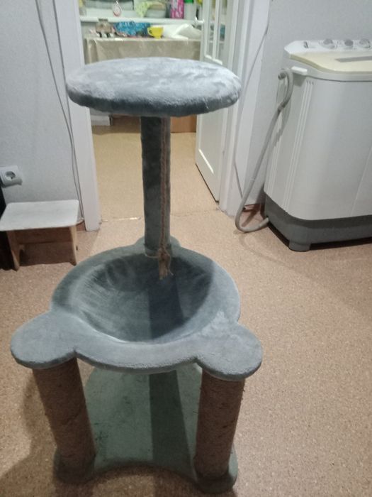 Продам домик для кота