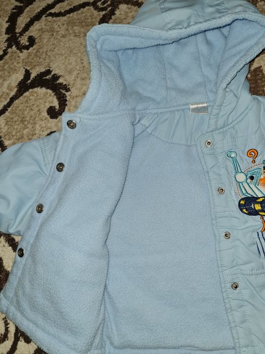 Продам костюм весна/осень.