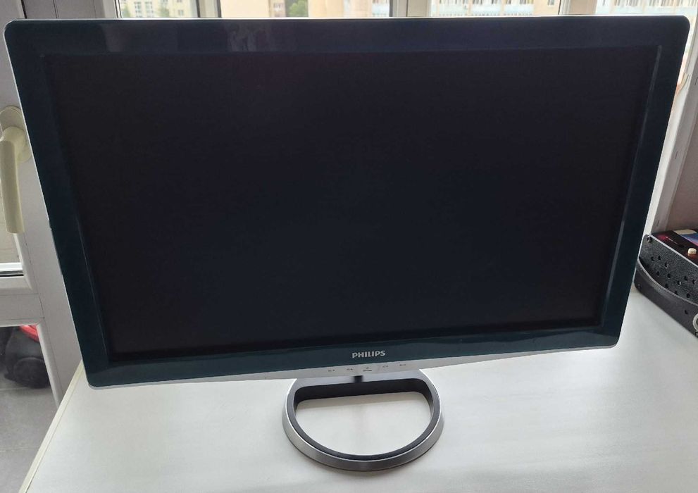 Монитор Philips Brilliance