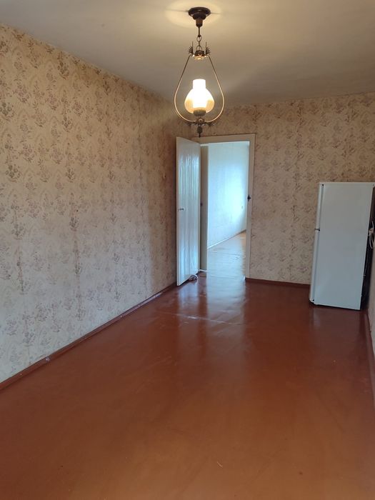 Продам 2 -х комнатную квартиру