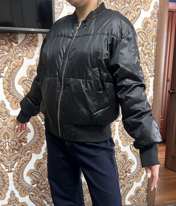 Курта Бомбер, Хорошего Качества